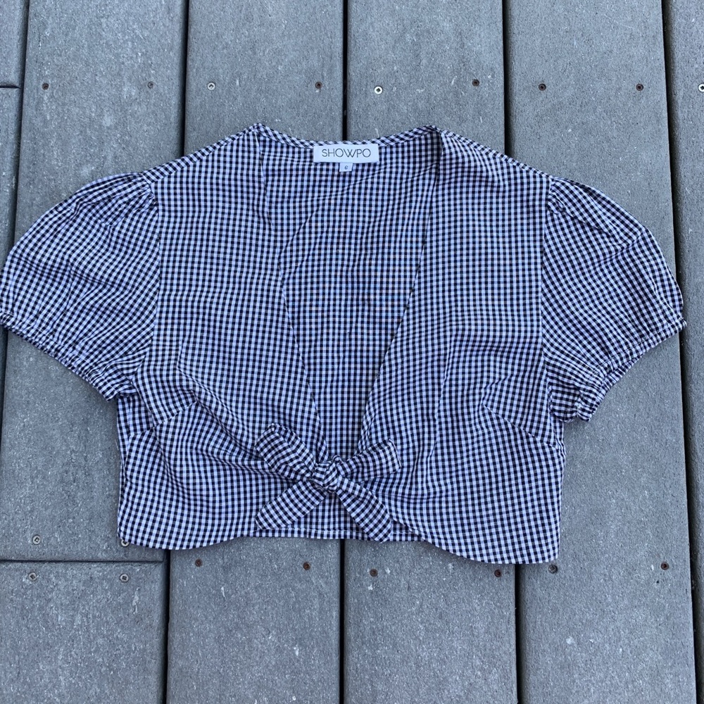 Cropped tie shirt